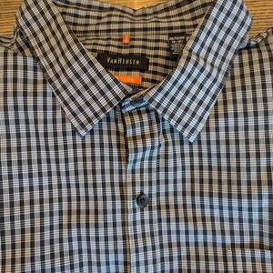 EUC Van heusen Mens XXL Traveler Stretch No Iron Black Check LS Buttondown Shirt